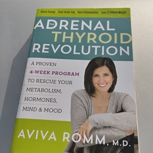 Adrenal Thyroid Revolution by Aviva Romm Health Detox Diet - Picture 1 of 1